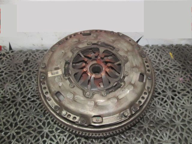 bontott SKODA OCTAVIA II Kuplung Szett (Szerkezet, Tárcsa)