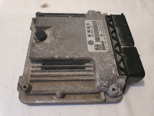 bontott SKODA OCTAVIA II Motorvezérlő