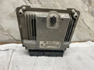 bontott SKODA OCTAVIA II Motorvezérlő