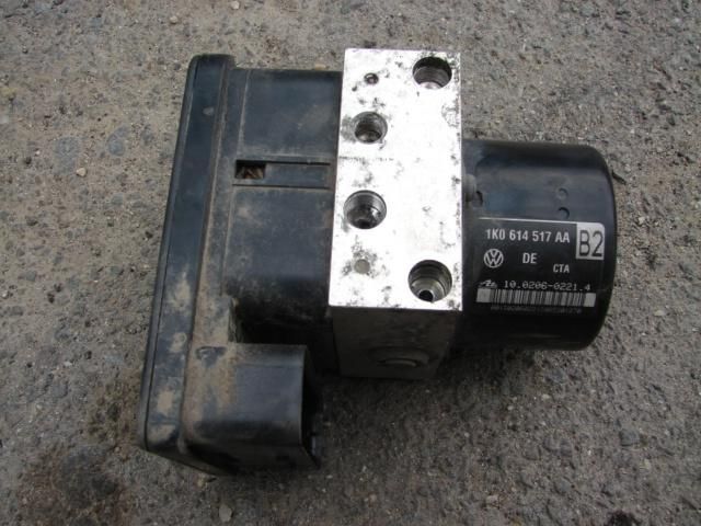 bontott SKODA OCTAVIA II ABS Kocka