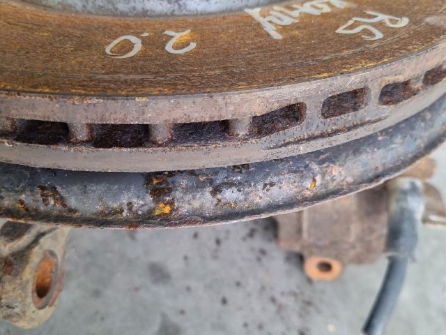 bontott SKODA OCTAVIA II Első Pár Fék Szett (Nyereg, Tárcsa, Betét)