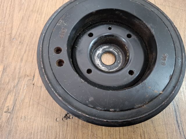 bontott SKODA OCTAVIA II Főtengely Szíjtárcsa