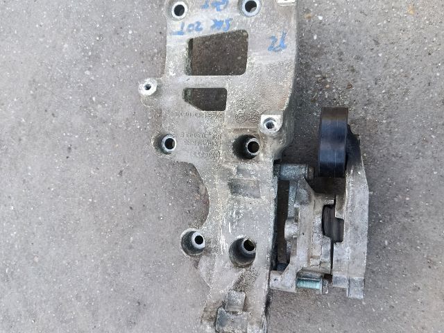 bontott SKODA OCTAVIA II Generátor Tartó Bak