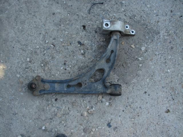 bontott SKODA OCTAVIA II Jobb első Lengőkar