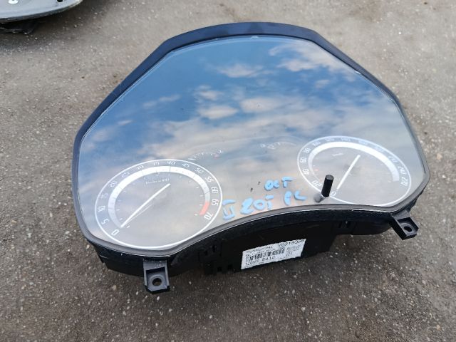 bontott SKODA OCTAVIA II Kilométeróra