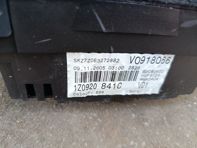 bontott SKODA OCTAVIA II Kilométeróra