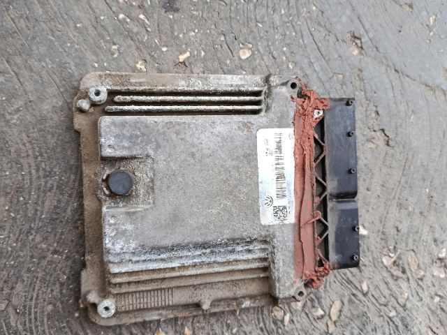 bontott SKODA OCTAVIA II Motorvezérlő