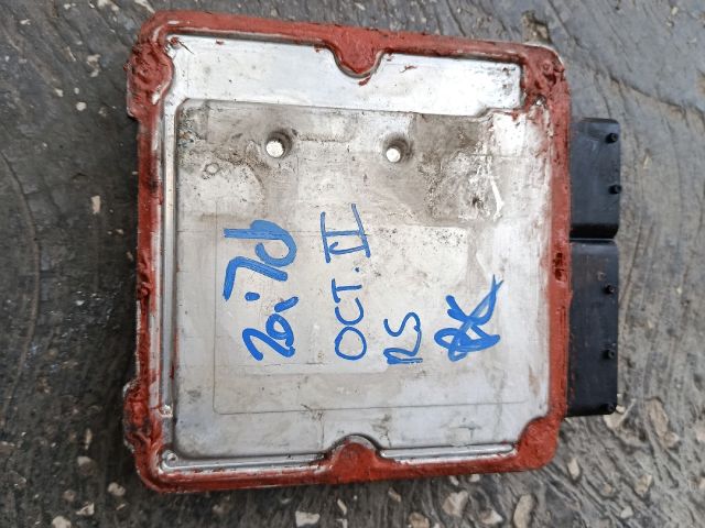 bontott SKODA OCTAVIA II Motorvezérlő