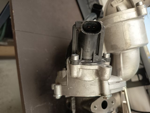 bontott SKODA OCTAVIA II Turbó