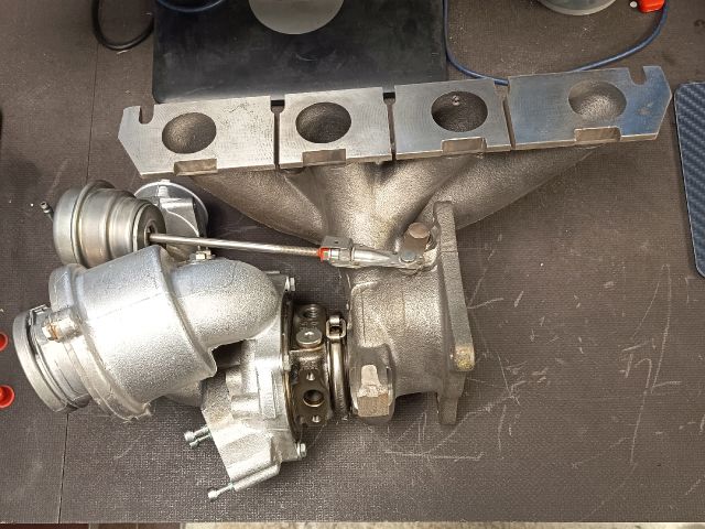 bontott SKODA OCTAVIA II Turbó