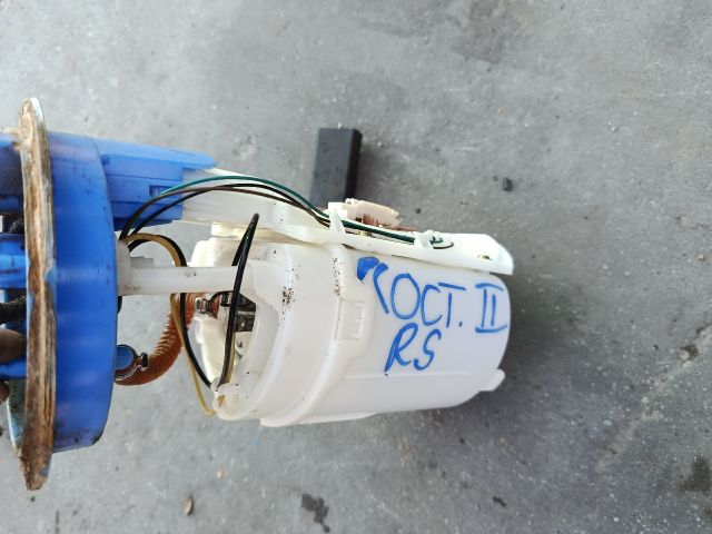 bontott SKODA OCTAVIA II Üzemanyag Szivattyú