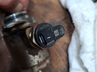 bontott SKODA OCTAVIA II Üzemanyag Szivattyú