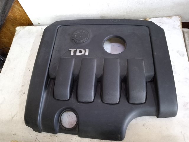 bontott SKODA OCTAVIA II Felső Motorburkolat