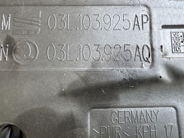 bontott SKODA OCTAVIA II Felső Motorburkolat