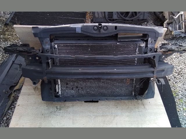 bontott SKODA OCTAVIA II Komplett Homlokfal (Részeivel)