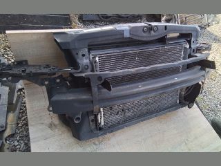 bontott SKODA OCTAVIA II Komplett Homlokfal (Részeivel)