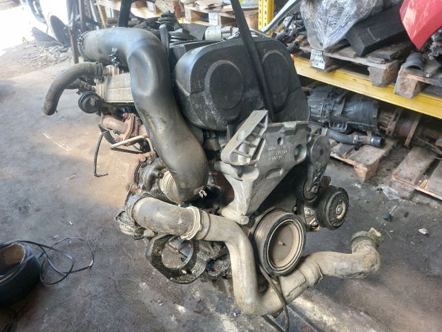 bontott SKODA OCTAVIA II Komplett Motor (Segédberendezésekkel)