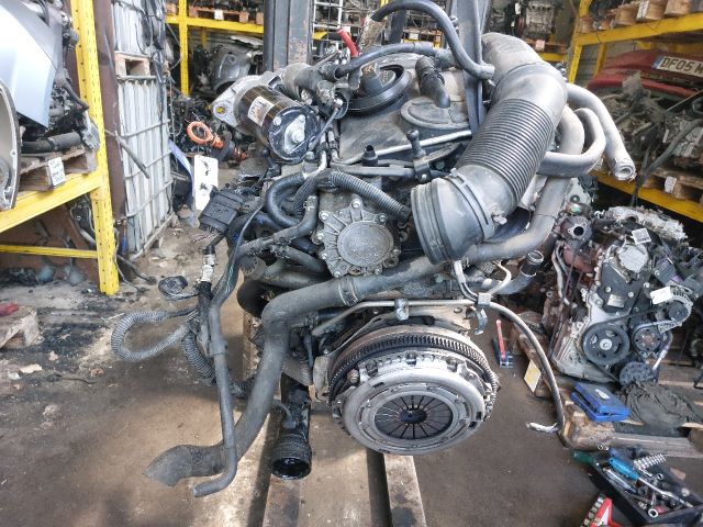 bontott SKODA OCTAVIA II Komplett Motor (Segédberendezésekkel)