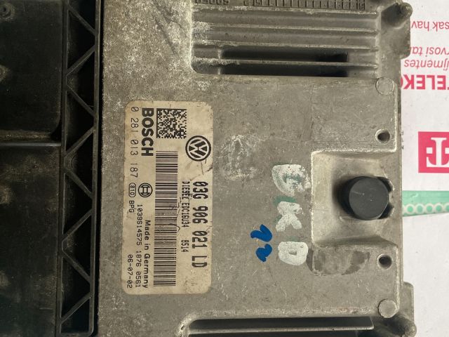 bontott SKODA OCTAVIA II Motorvezérlő