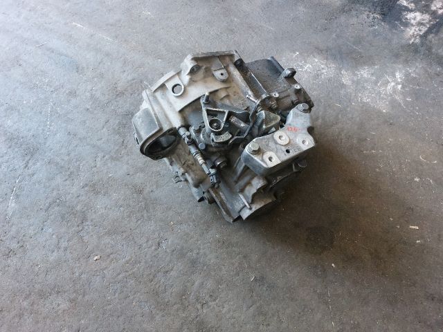 bontott SKODA OCTAVIA II Váltó (Mechanikus)