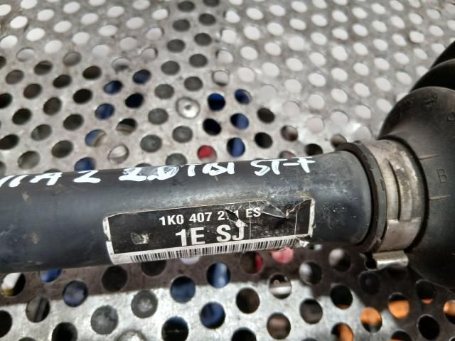 bontott SKODA OCTAVIA II Bal Féltengely