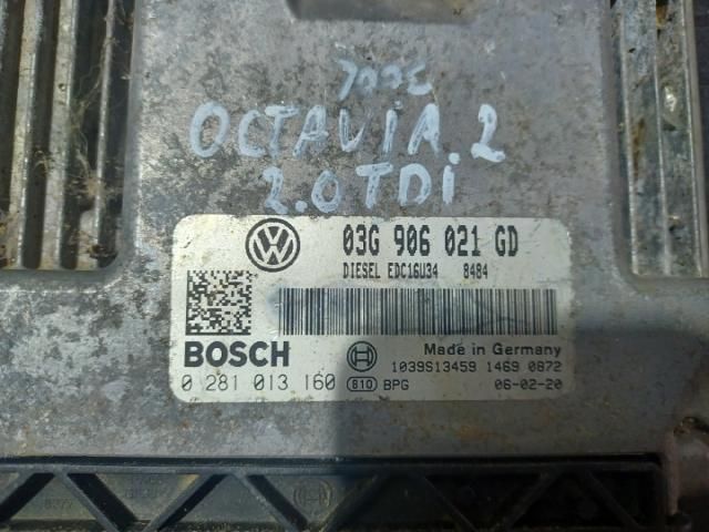 bontott SKODA OCTAVIA II Motorvezérlő