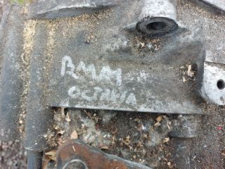 bontott SKODA OCTAVIA II Váltó (Mechanikus)