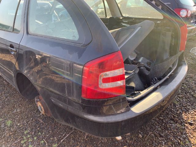 bontott SKODA OCTAVIA II Bal első Gólyaláb (Lengécsillapító, Rugó)