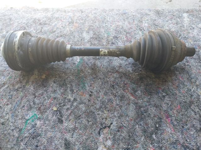 bontott SKODA OCTAVIA II Bal Féltengely