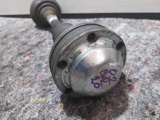 bontott SKODA OCTAVIA II Bal Féltengely