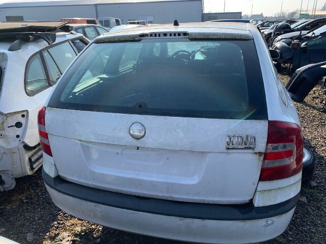 bontott SKODA OCTAVIA II Bal hátsó Lengéscsillapító