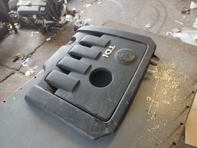 bontott SKODA OCTAVIA II Felső Motorburkolat