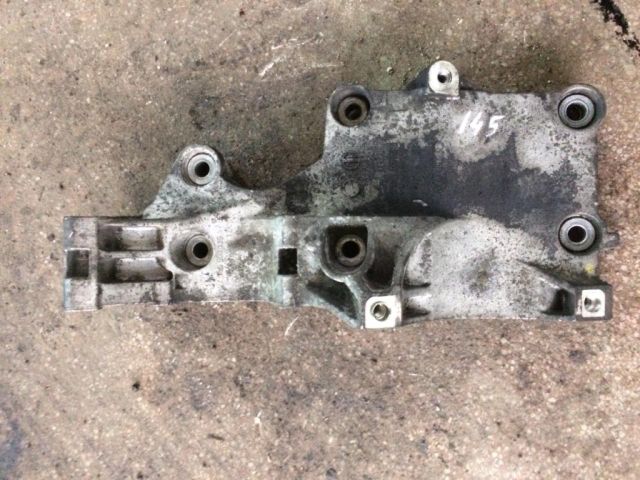 bontott SKODA OCTAVIA II Generátor Tartó Bak