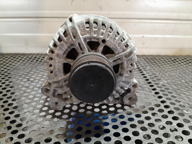 bontott SKODA OCTAVIA II Generátor