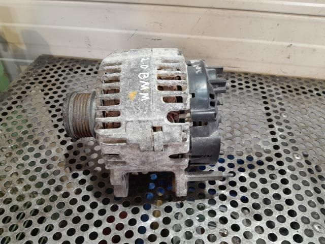 bontott SKODA OCTAVIA II Generátor