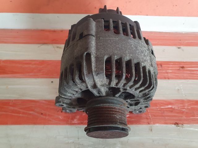 bontott SKODA OCTAVIA II Generátor