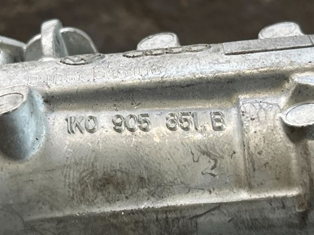 bontott SKODA OCTAVIA II Gyújtáskapcsoló Házzal