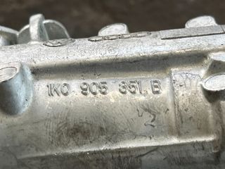 bontott SKODA OCTAVIA II Gyújtáskapcsoló Házzal