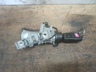 bontott SKODA OCTAVIA II Gyújtáskapcsoló Házzal