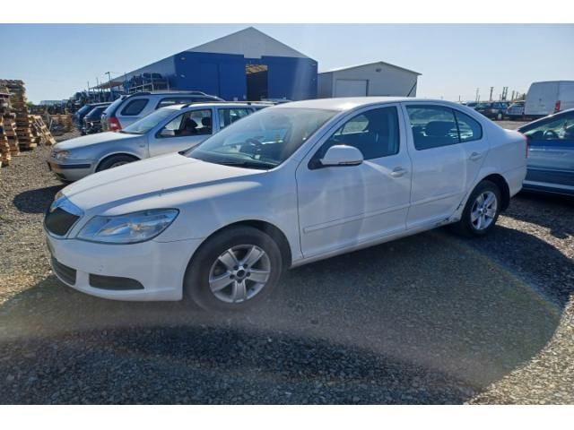 bontott SKODA OCTAVIA II Homlokfal (Üres lemez)