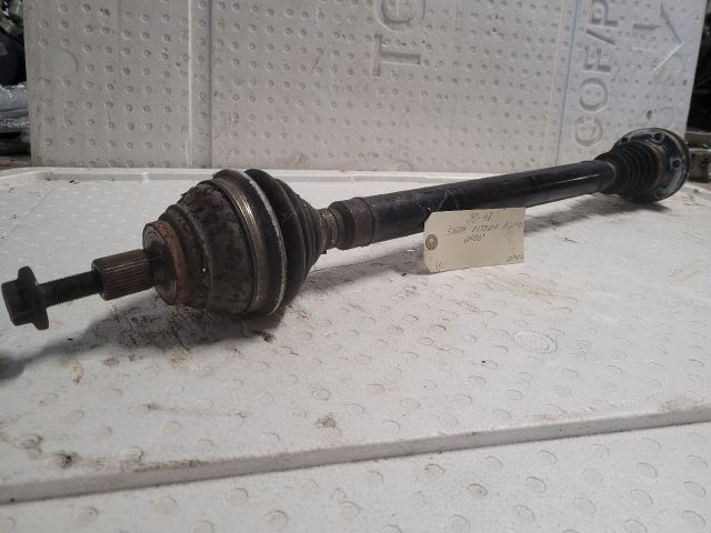 bontott SKODA OCTAVIA II Jobb Féltengely