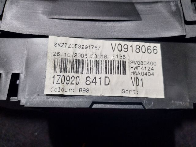 bontott SKODA OCTAVIA II Kilométeróra