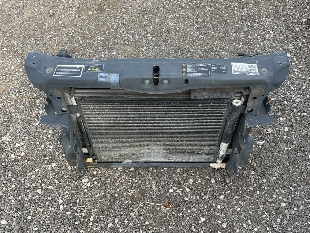 bontott SKODA OCTAVIA II Komplett Homlokfal (Részeivel)