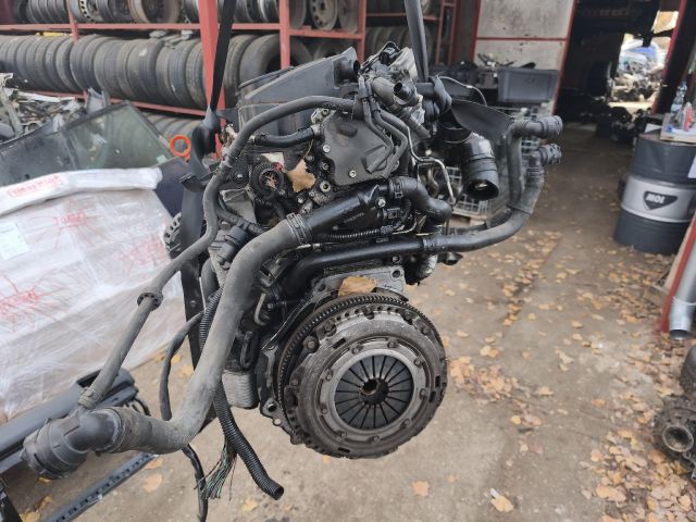 bontott SKODA OCTAVIA II Komplett Motor (Segédberendezésekkel)