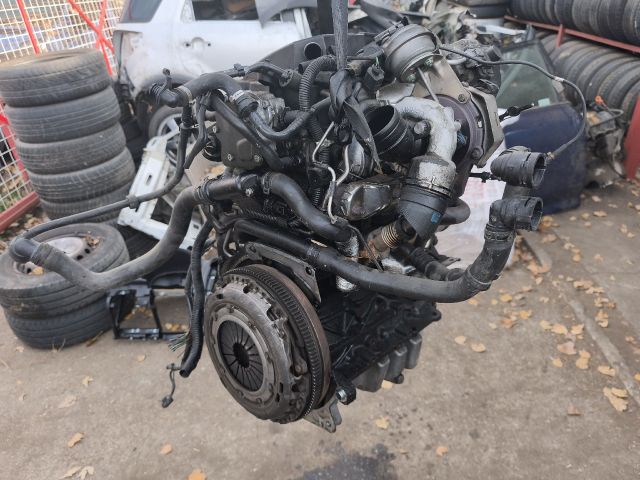 bontott SKODA OCTAVIA II Komplett Motor (Segédberendezésekkel)