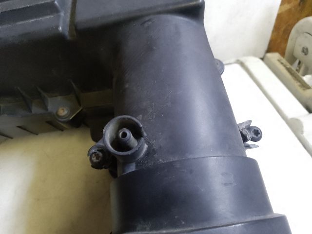 bontott SKODA OCTAVIA II Légszűrő Ház