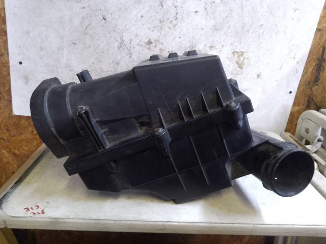 bontott SKODA OCTAVIA II Légszűrő Ház