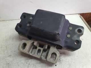 bontott SKODA OCTAVIA II Motor Tartó Bak (Fém)