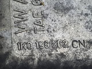 bontott SKODA OCTAVIA II Motor Tartó Bak Jobb