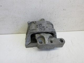 bontott SKODA OCTAVIA II Motor Tartó Bak Jobb